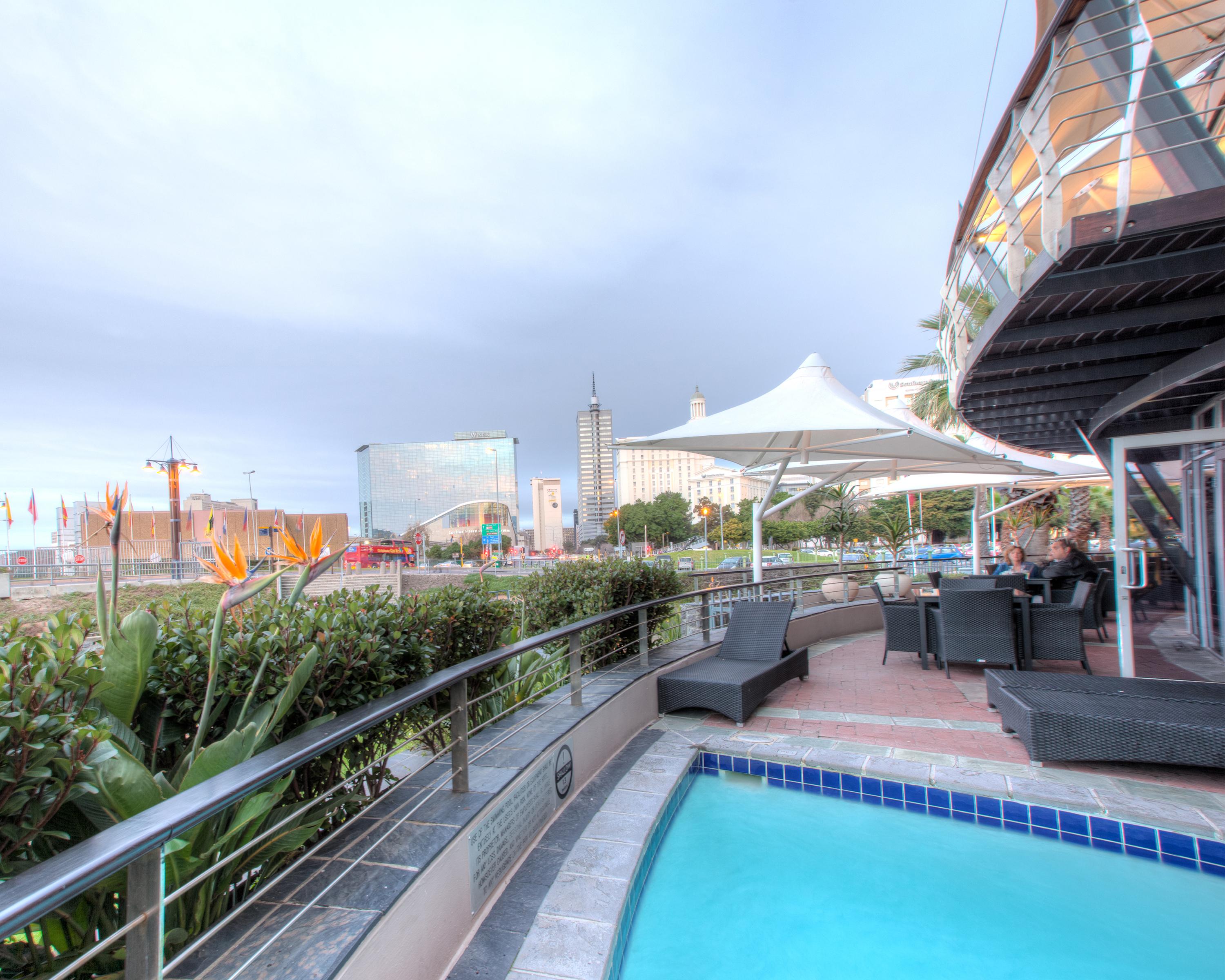V&a Waterfront Hotel