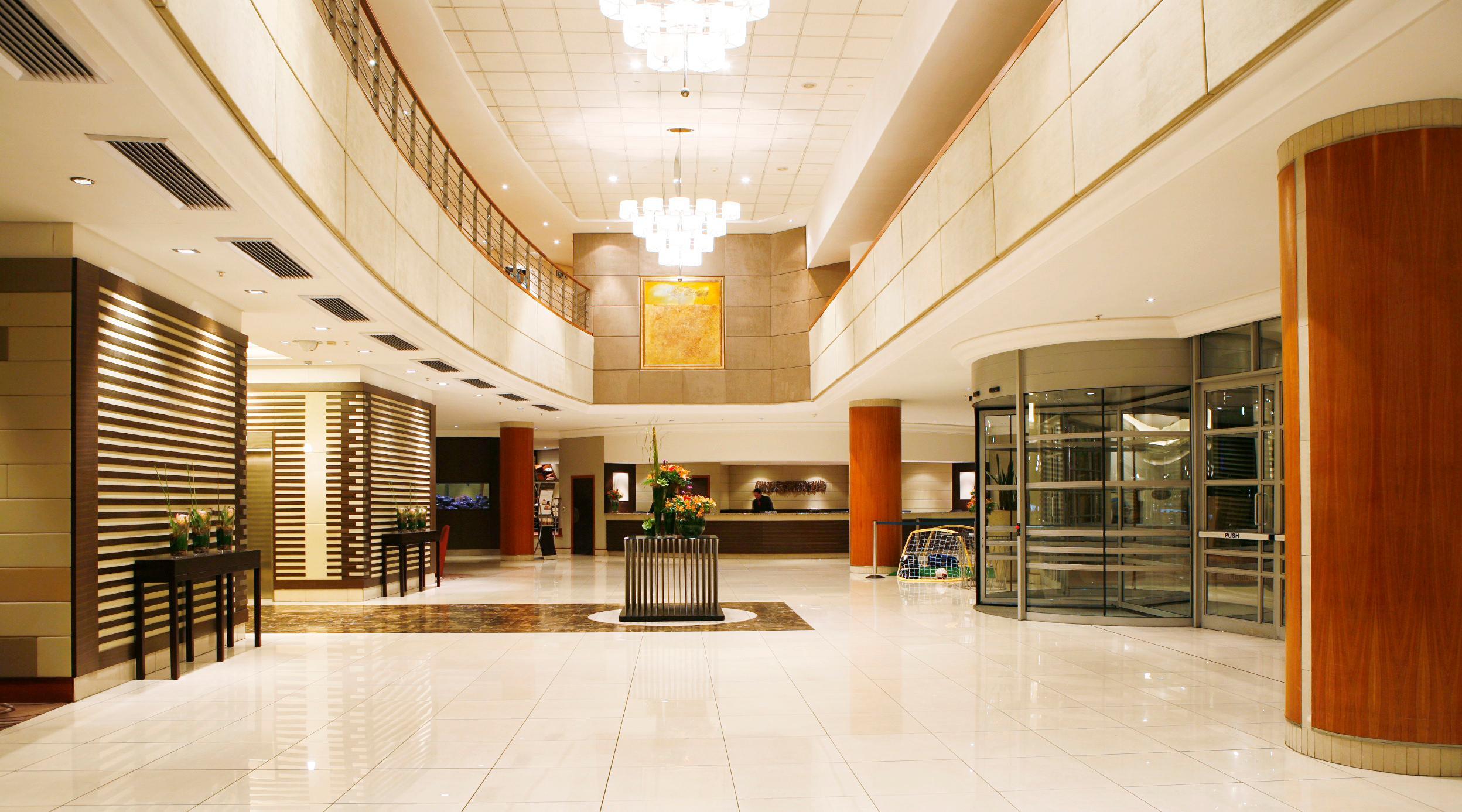 Southern Sun Waterfront 4*