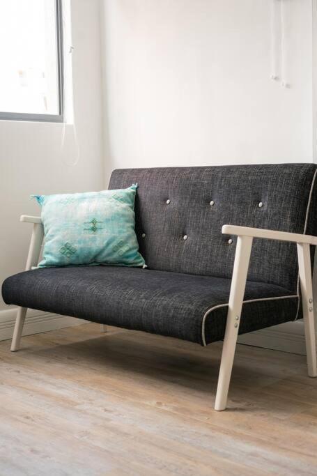 Apartment Studio 337 With Netflix