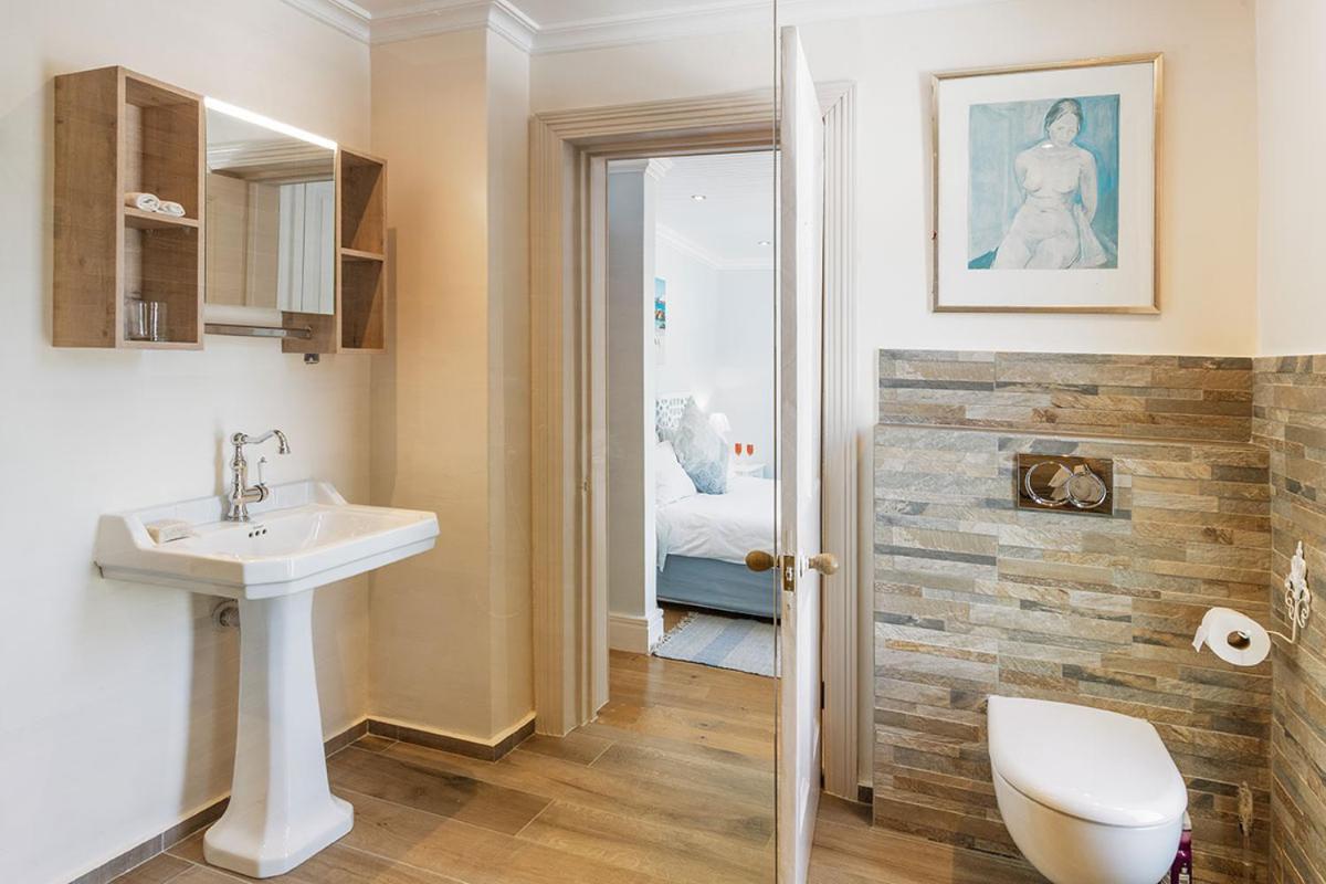 Villa Bianca B & B Bed & Breakfast Cape Town