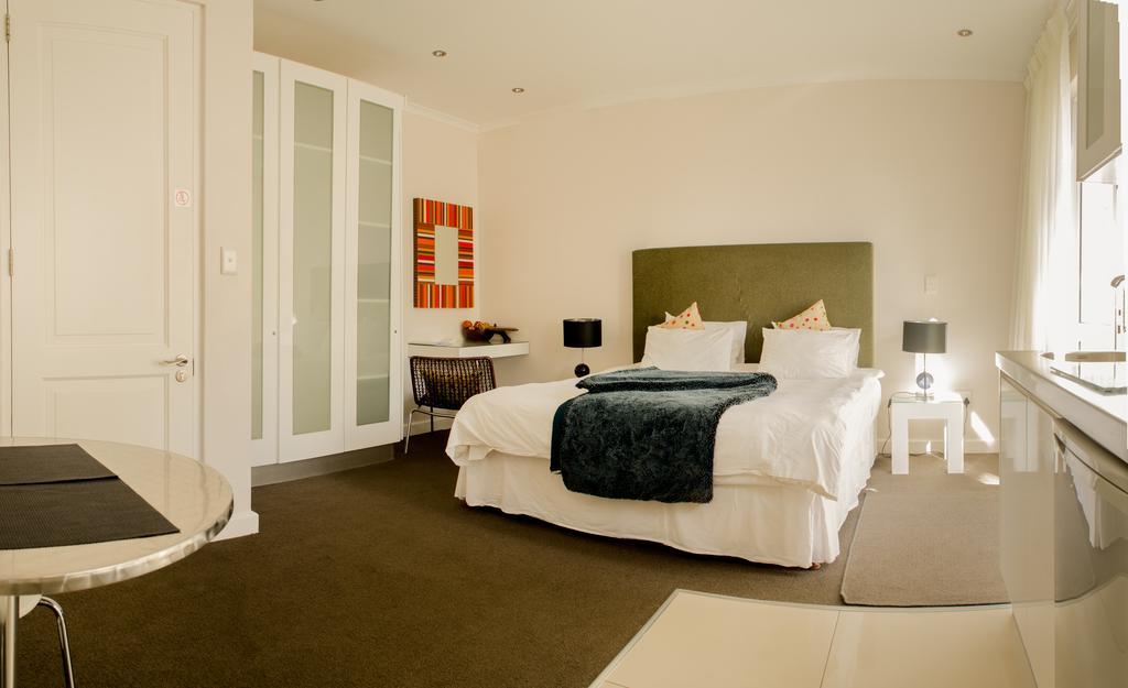 Oxford House * Cape Town