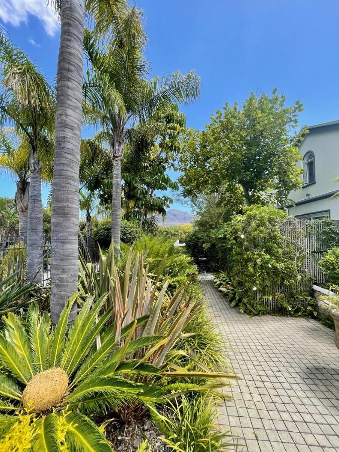 Constantiaberg Eco-villa Guest house