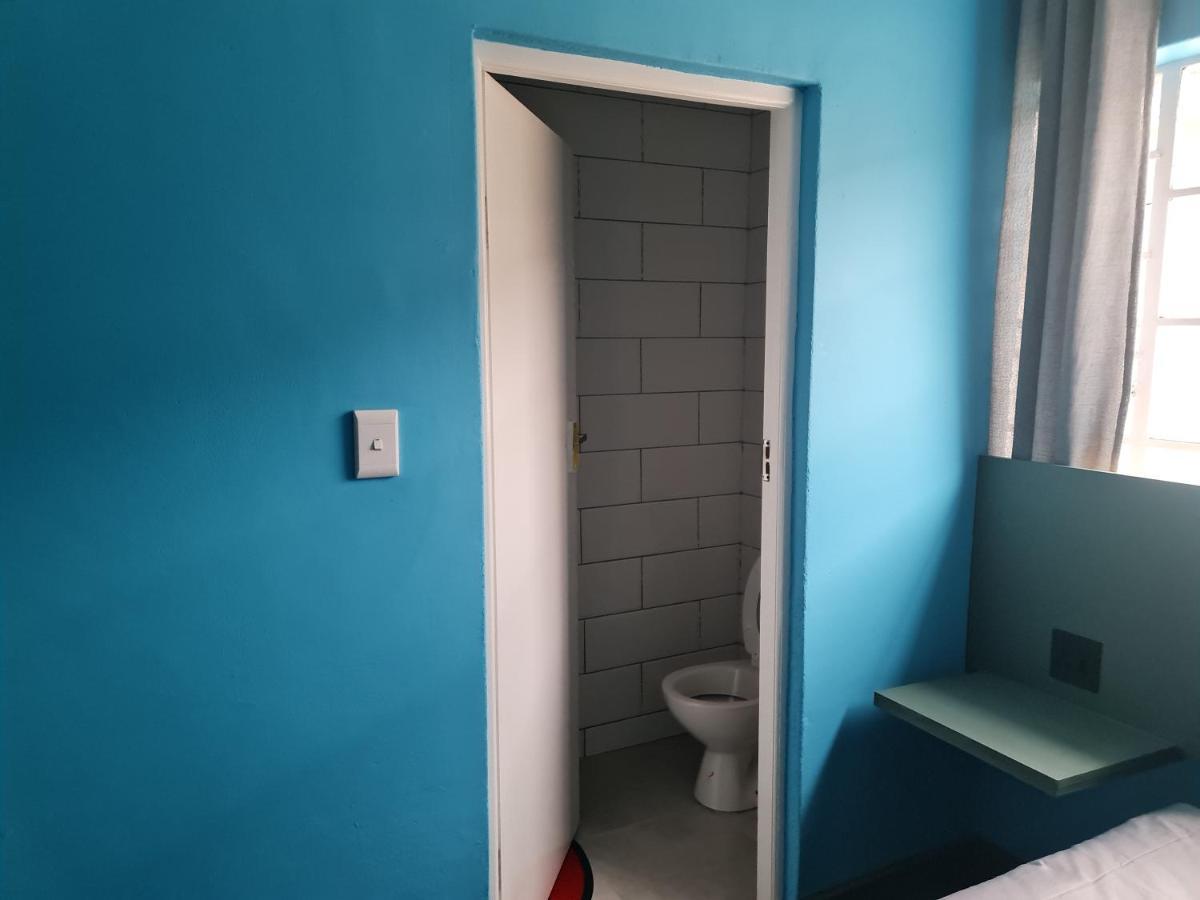 Guest house Hasate ,4 St Street Oakdale Belliville South Africa *
