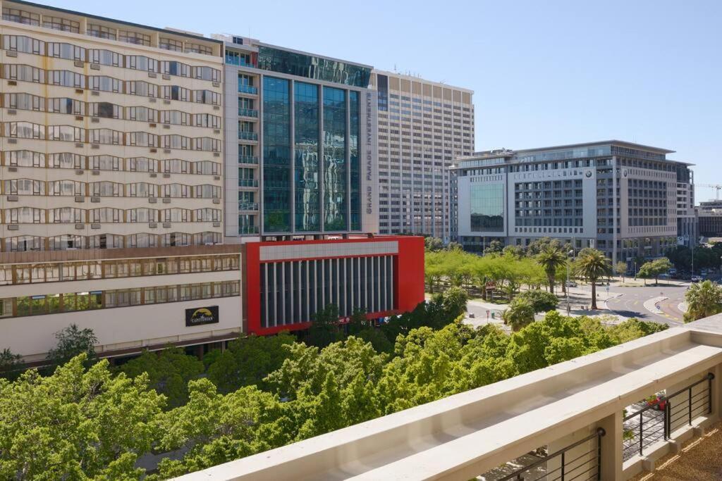 Spacious Centre Studio Cidade Do Cabo