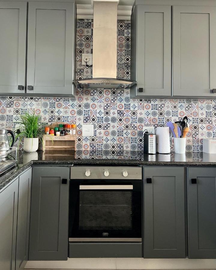 2 Dolphin Ridge , Quiet And Peaceful Penthouse Apartamento