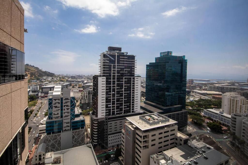 2201 Pullman 3 Bedroom Penthouse