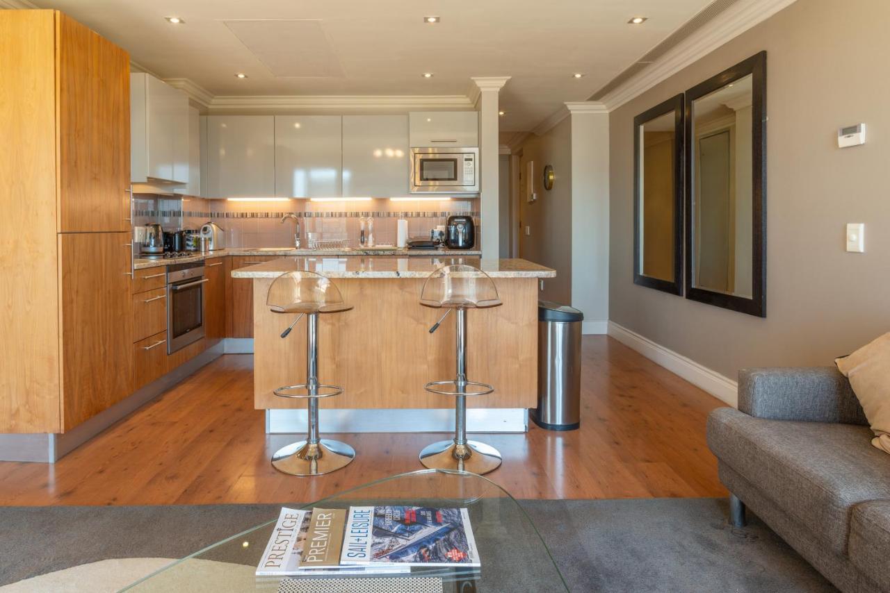 Cape Royale I Whosting Apartment