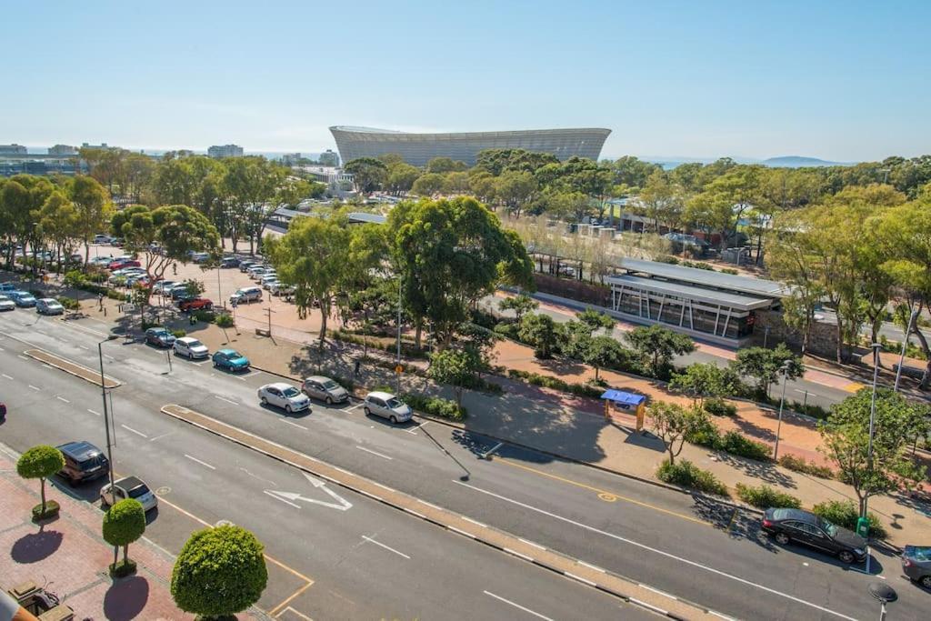 Cape Royale I Whosting Apartment Cape Town