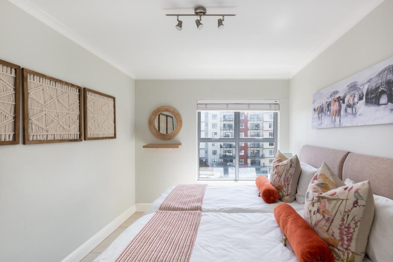 The Paragon Urbane Centrally Located, Modern Comforts Apartamento *