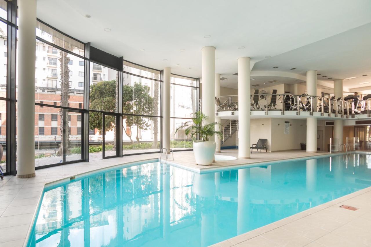 Knightsbridge E906 Apartment Cape Town