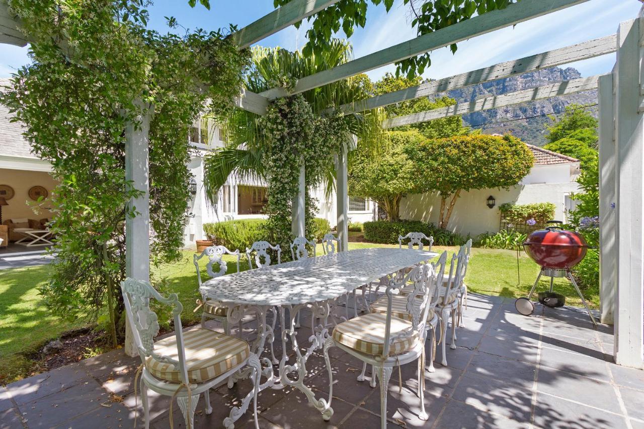 Craiglea Newlands - With Pool & Tennis Court * Cape Town