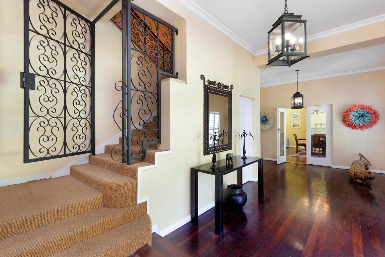 Craiglea Newlands - With Pool & Tennis Court Villa