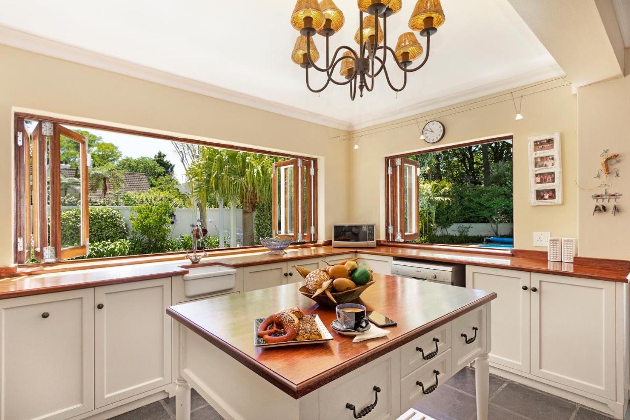 Craiglea Newlands - With Pool & Tennis Court * Cape Town