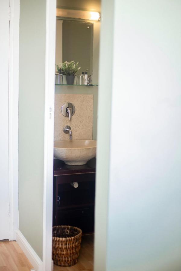 Melmetco West Beach House 4*