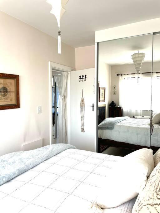 Beachfront Seaview Apartment