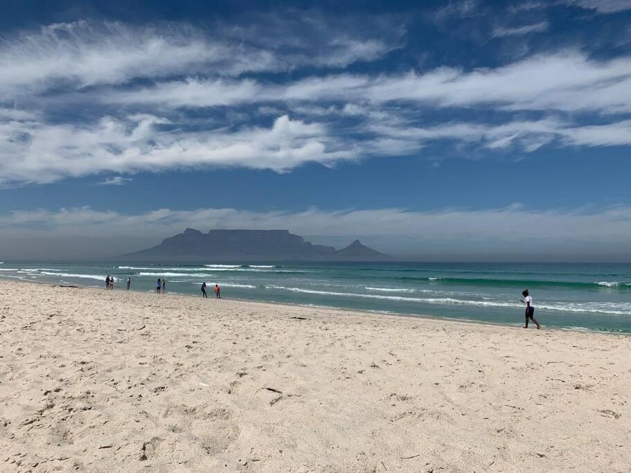 Beachfront Seaview * Cape Town
