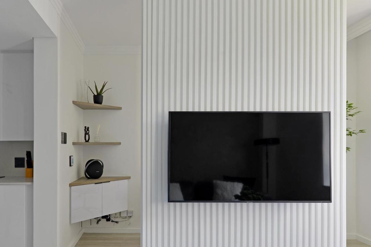 Apartment 405 On Mandela Rhodes - No Load Shedding *