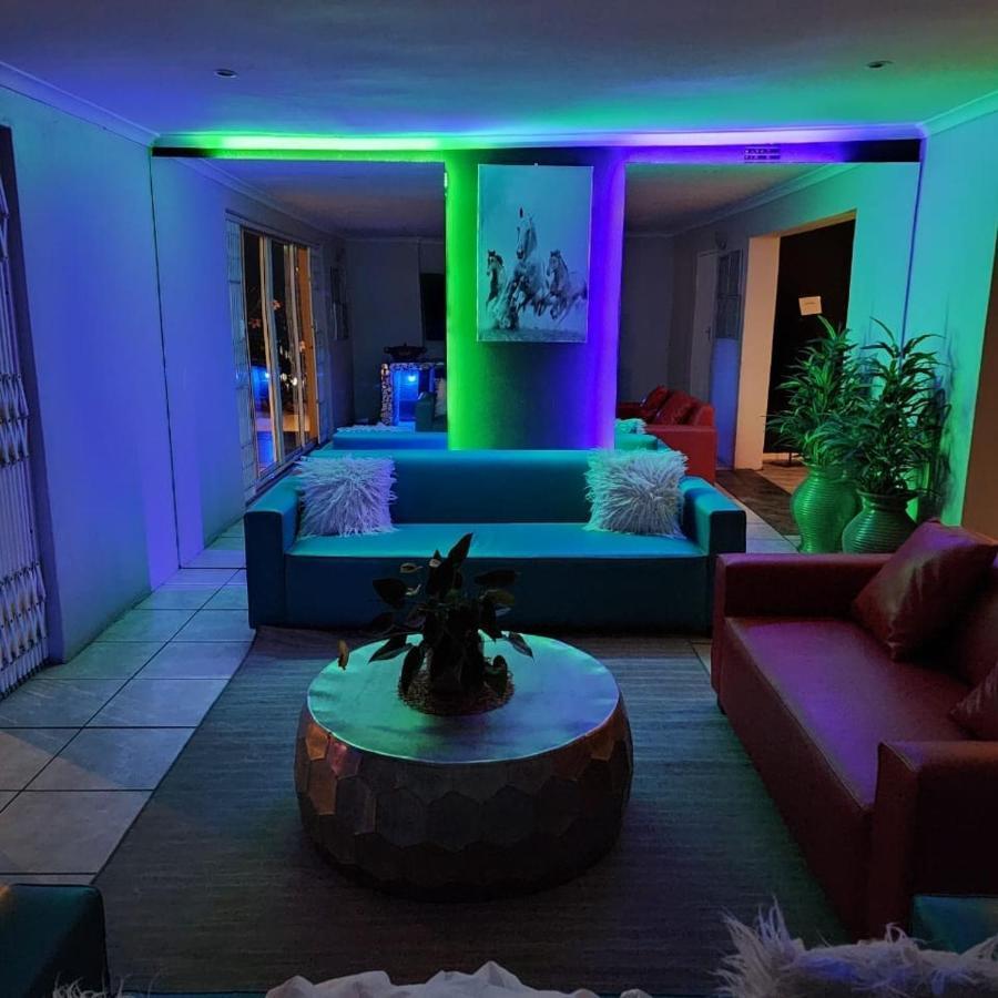 Sardonyx Guest house 3*