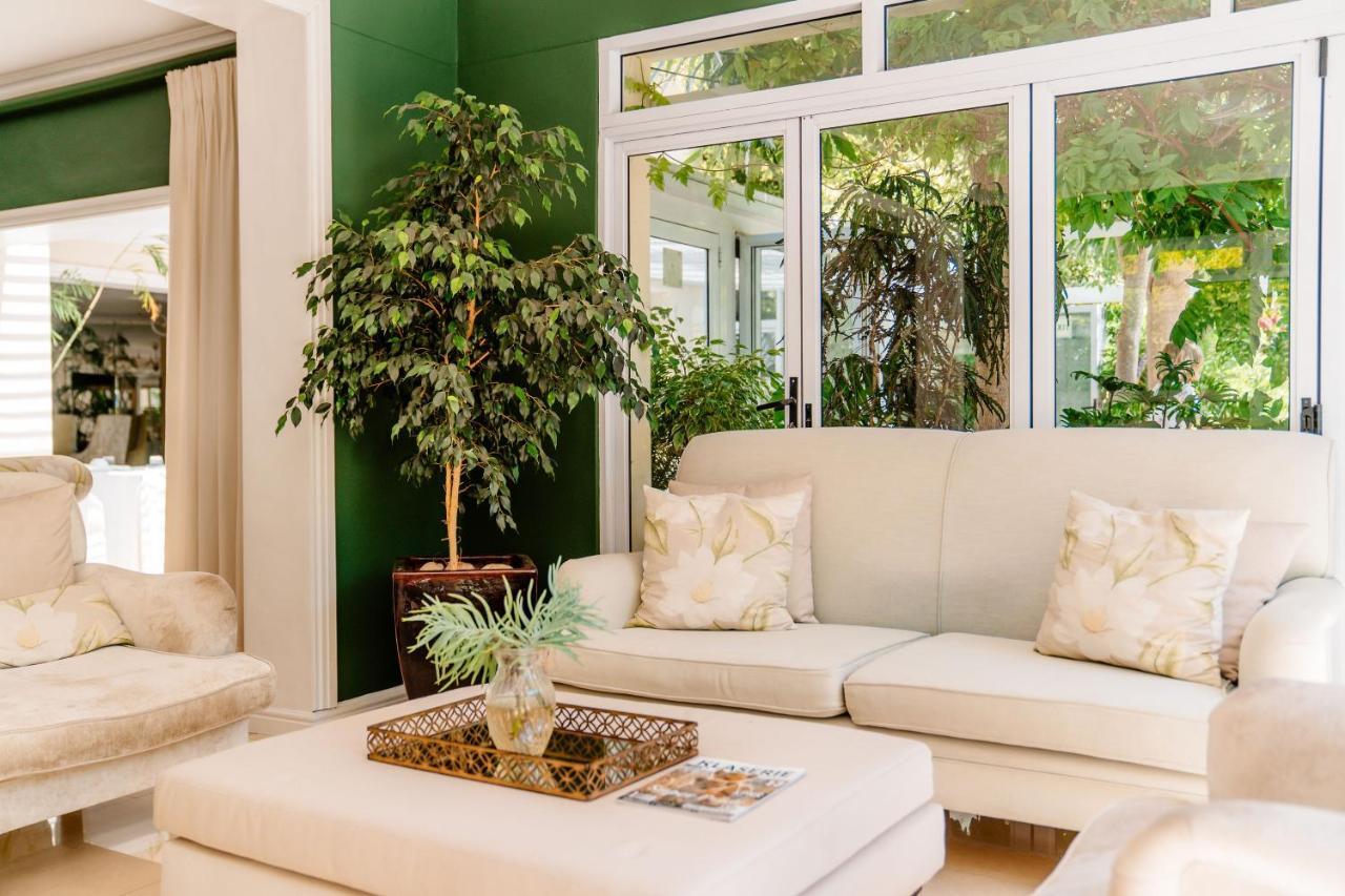 Guest house Last Word Constantia Cape Town