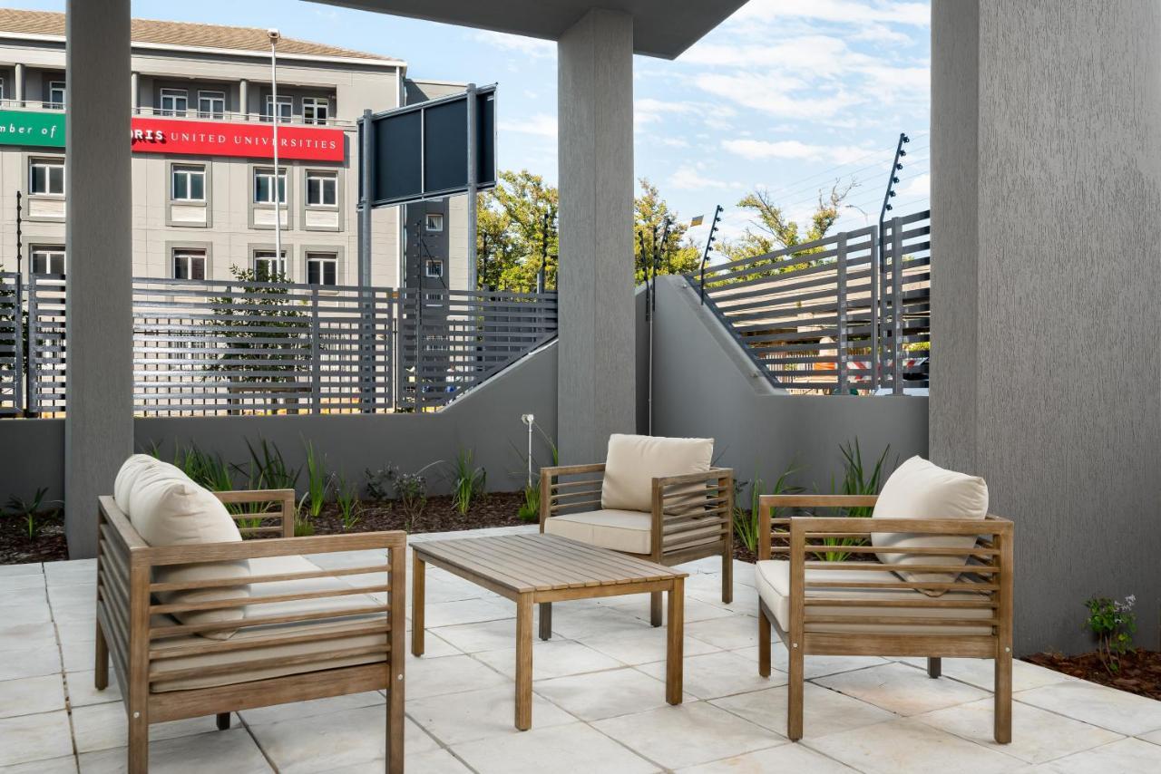 Newlands Peak By Totalstay Aparthotel *