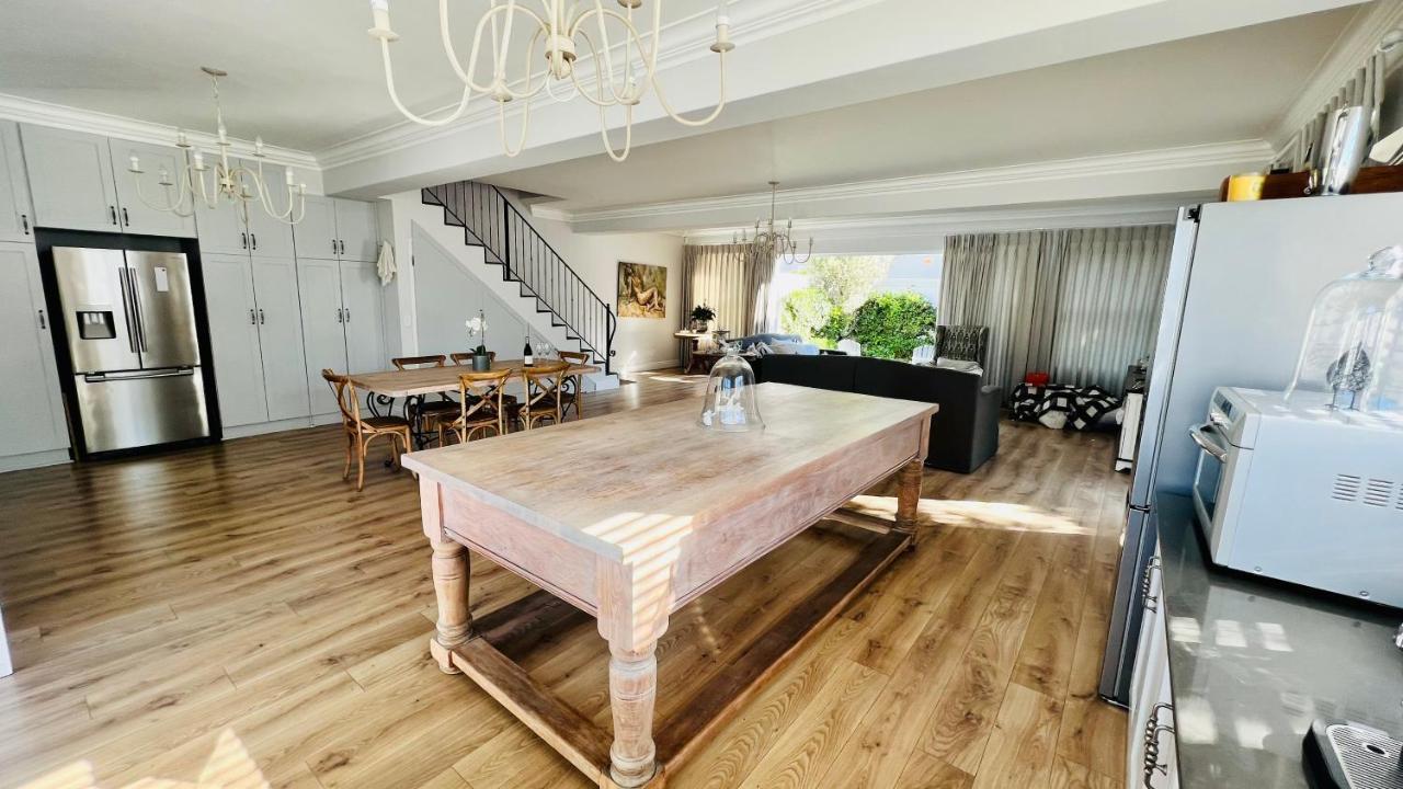 Casa * Cape Town