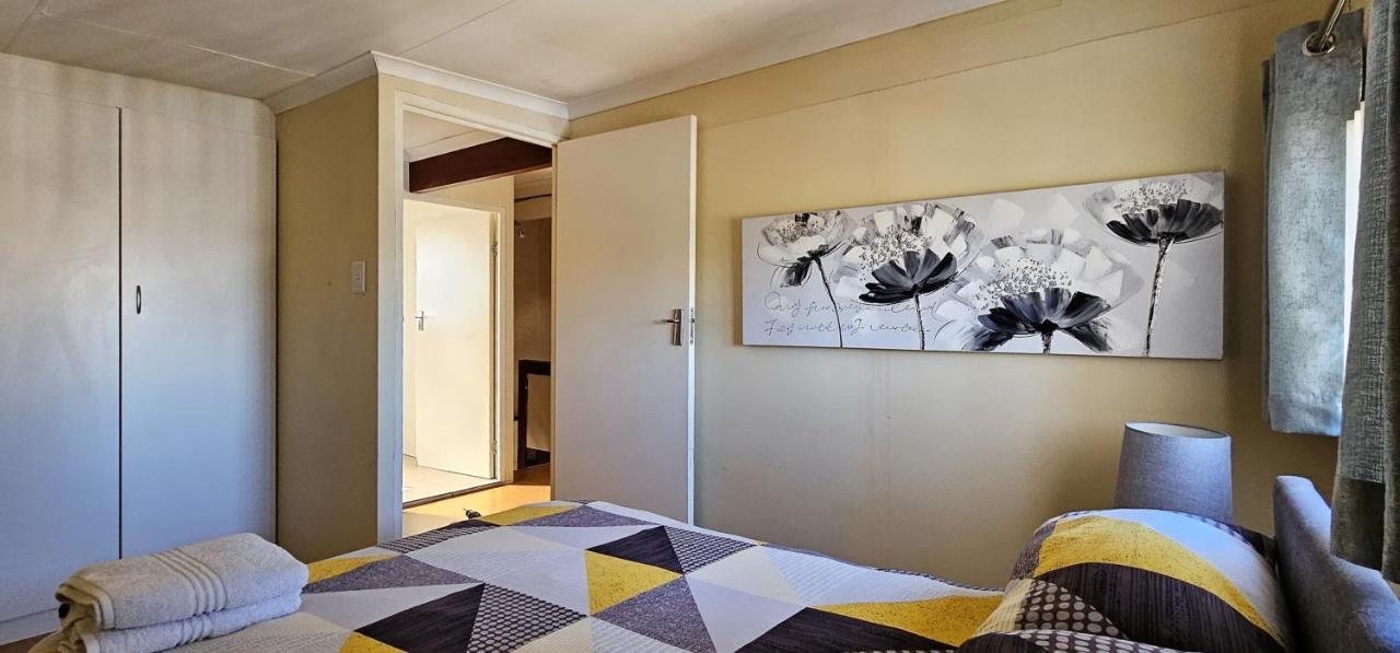 Walters Lane Comfort 2 - No Loadshedding *