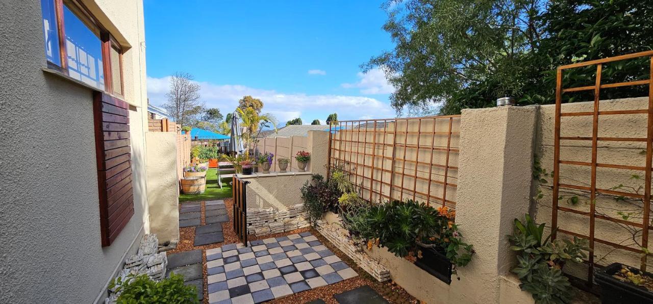 Walters Lane Comfort 2 - No Loadshedding