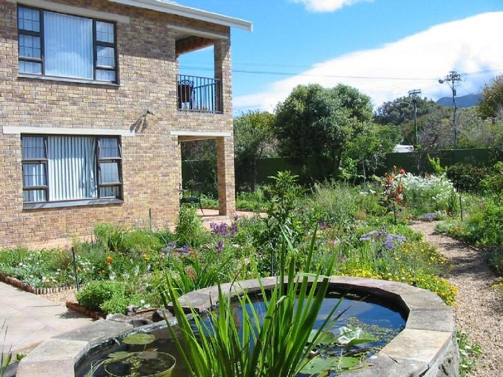 Guest house Ascot Gardens Self Catering Cape Town