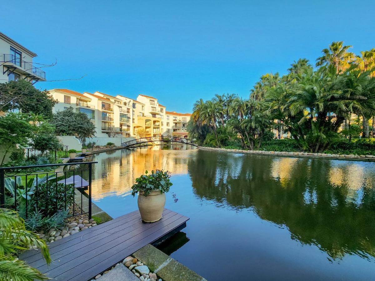 Walkable, Pools, Park And Great For Families Cape Town