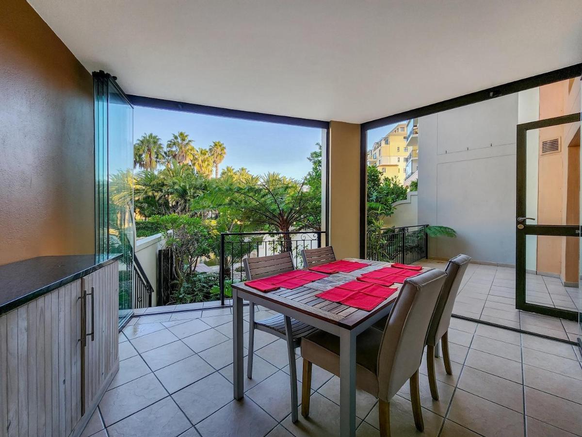 Walkable, Pools, Park And Great For Families * Cape Town