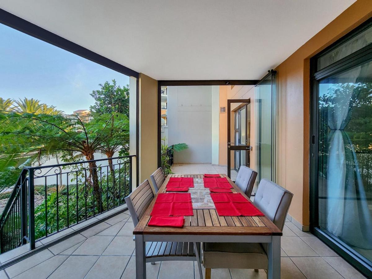 Walkable, Pools, Park And Great For Families Apartment