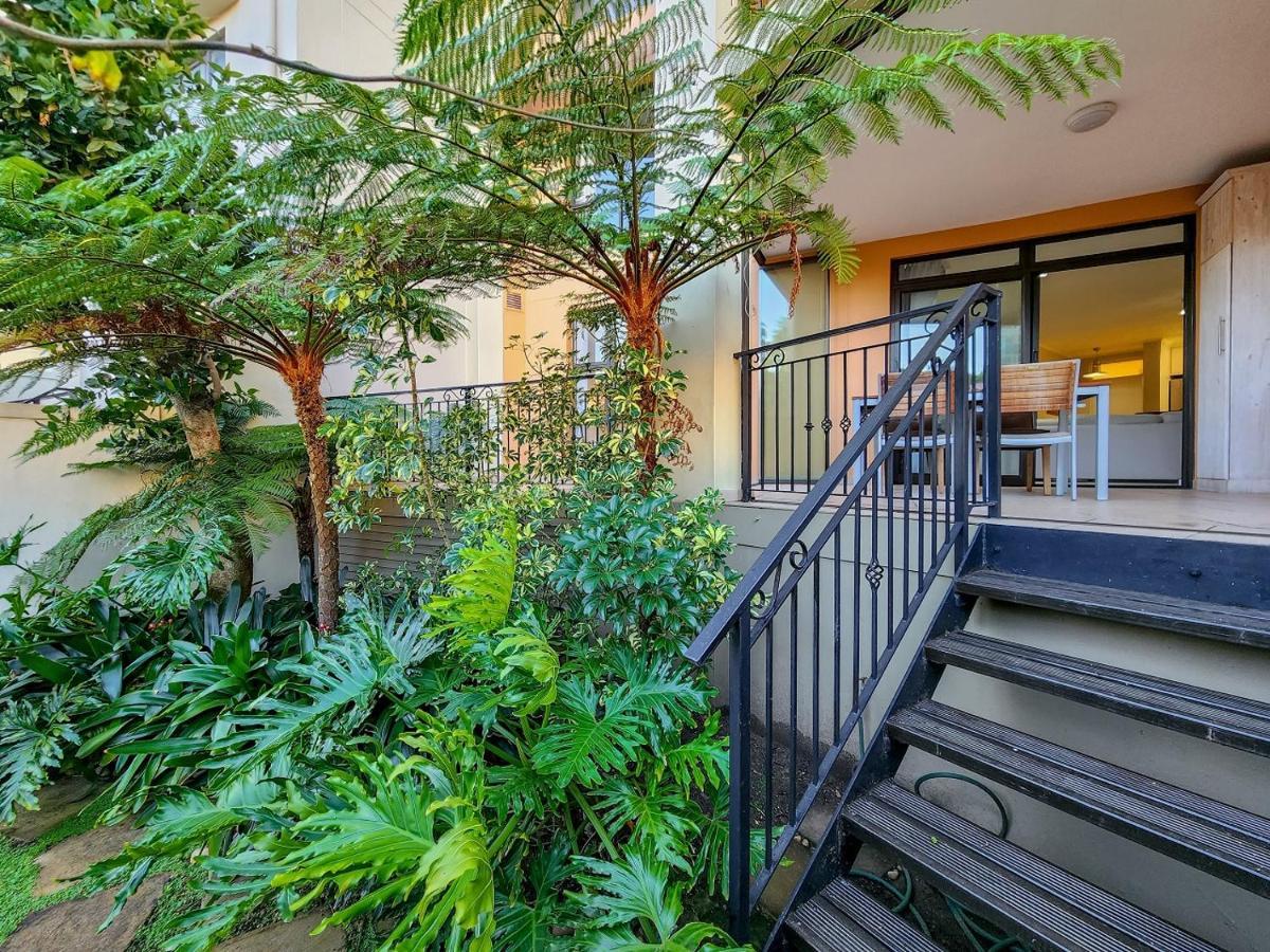Walkable, Pools, Park And Great For Families Apartment *