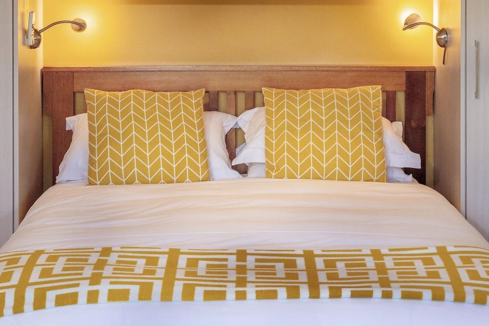 The Dongola 4*
