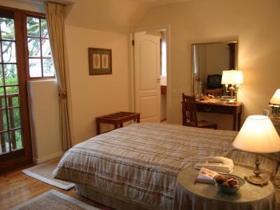 Acorn House Bed & Breakfast