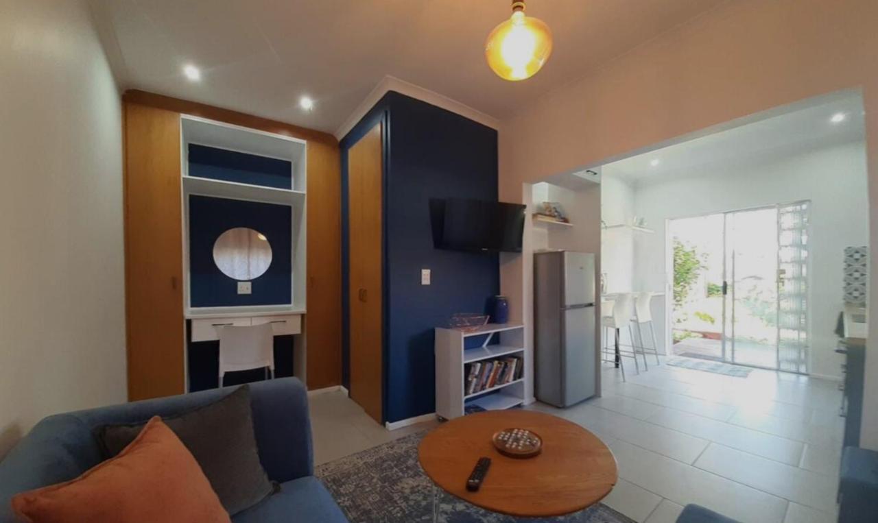 Birdsong Apartment *