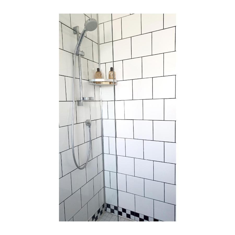 Koi Apartment *