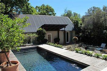 Four Rosmead Boutique
