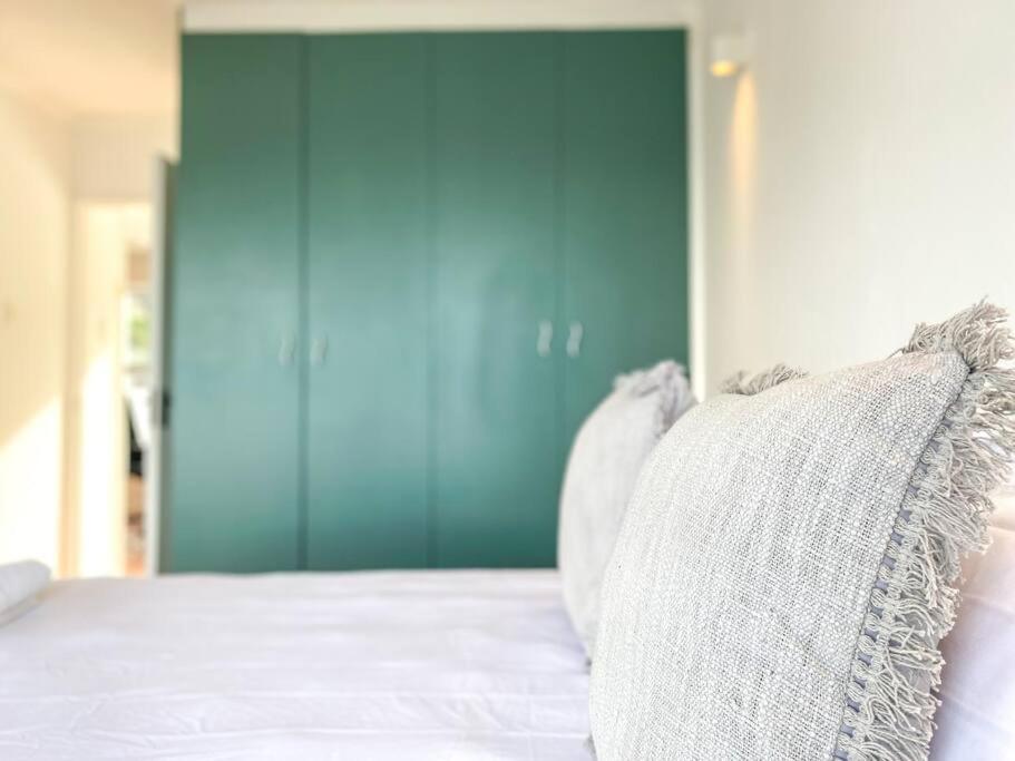 Apartment Beach Apt In Simons Town
