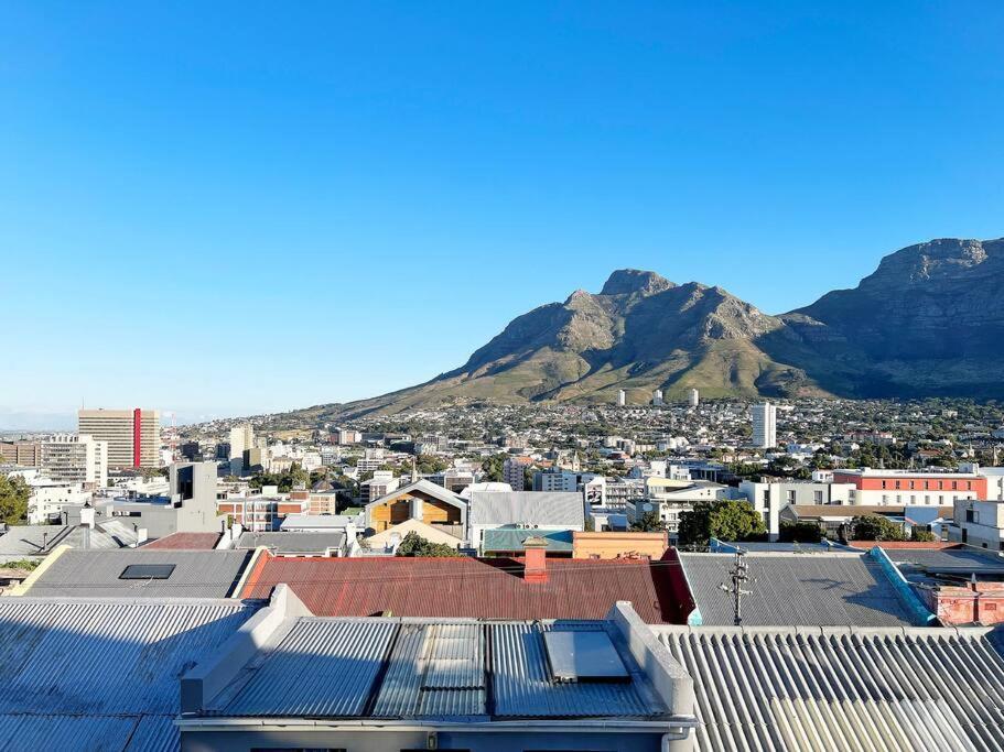 Lion House In Bo Kaap - Number 53 Holiday home