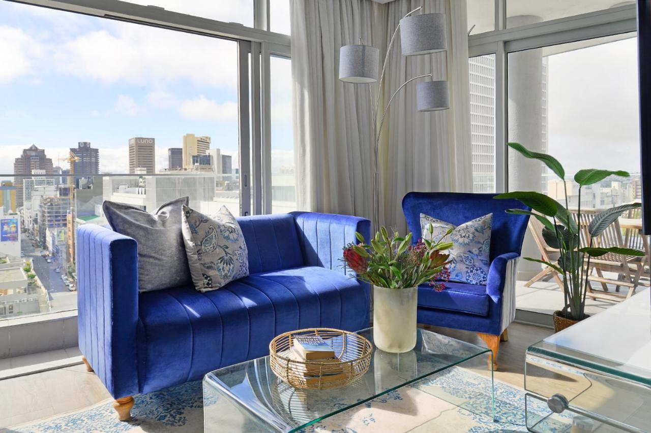 Sophia - Sunny Corner Apt, 180° Ocean, & Mountain Views Apartment *