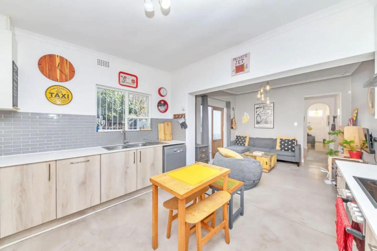 Modern And Stylish 2 Bd House In Claremont * Cape Town
