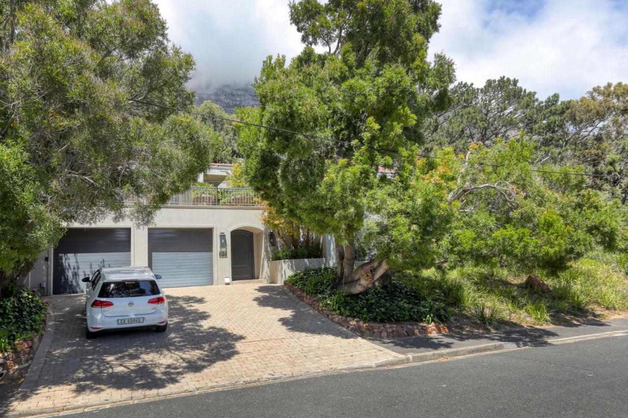 Solar Power French Country On Table Mountain Apartamento