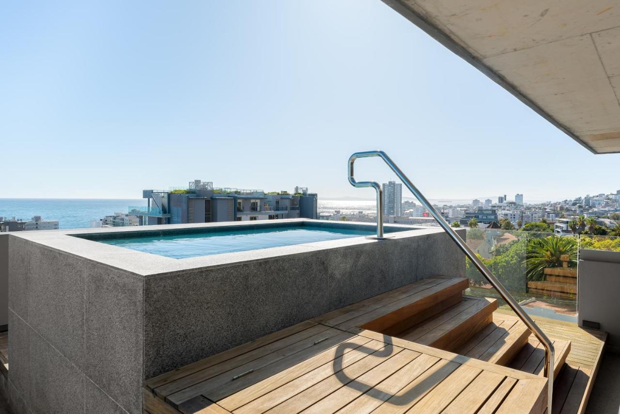 Stylish Fresnaye Studio - The Ivory 403 Cape Town