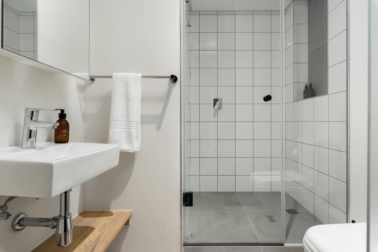 Stylish Fresnaye Studio - The Ivory 403 Apartment *
