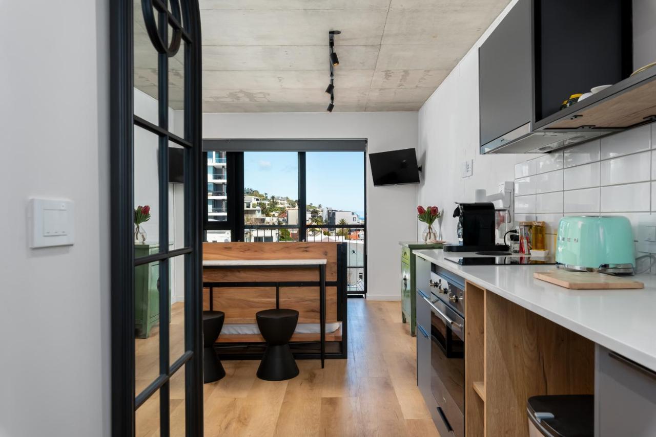 Stylish Fresnaye Studio - The Ivory 403 *