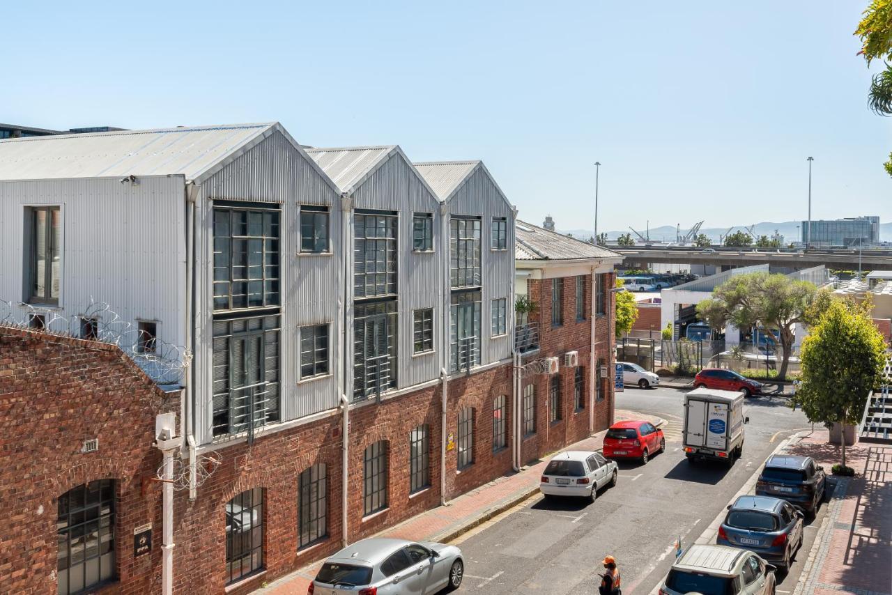 The Signature 102 Apartment