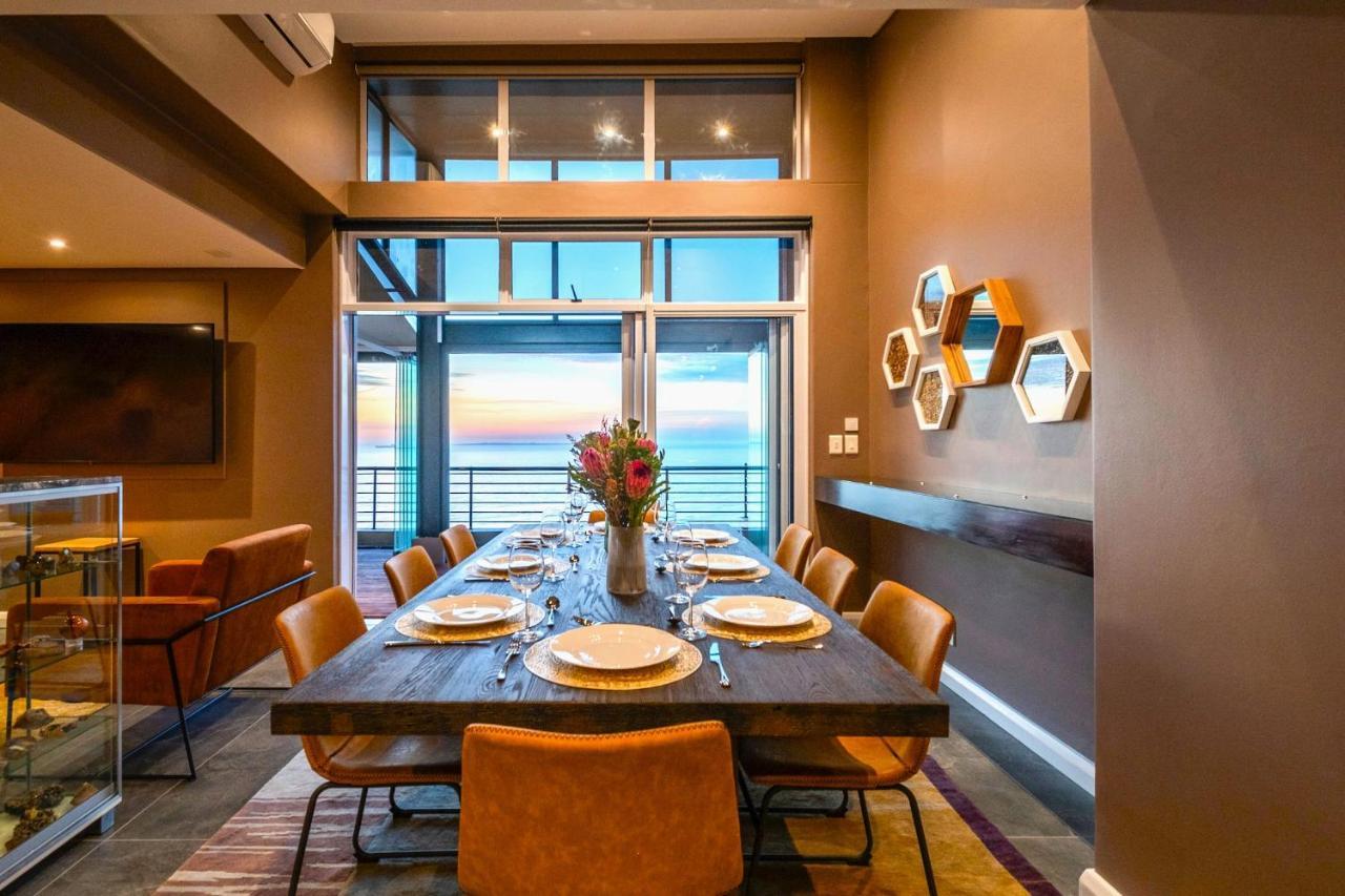 Serviced Penthouse, 100k Gemstone Display, Ensuite Apartamento Cidade Do Cabo