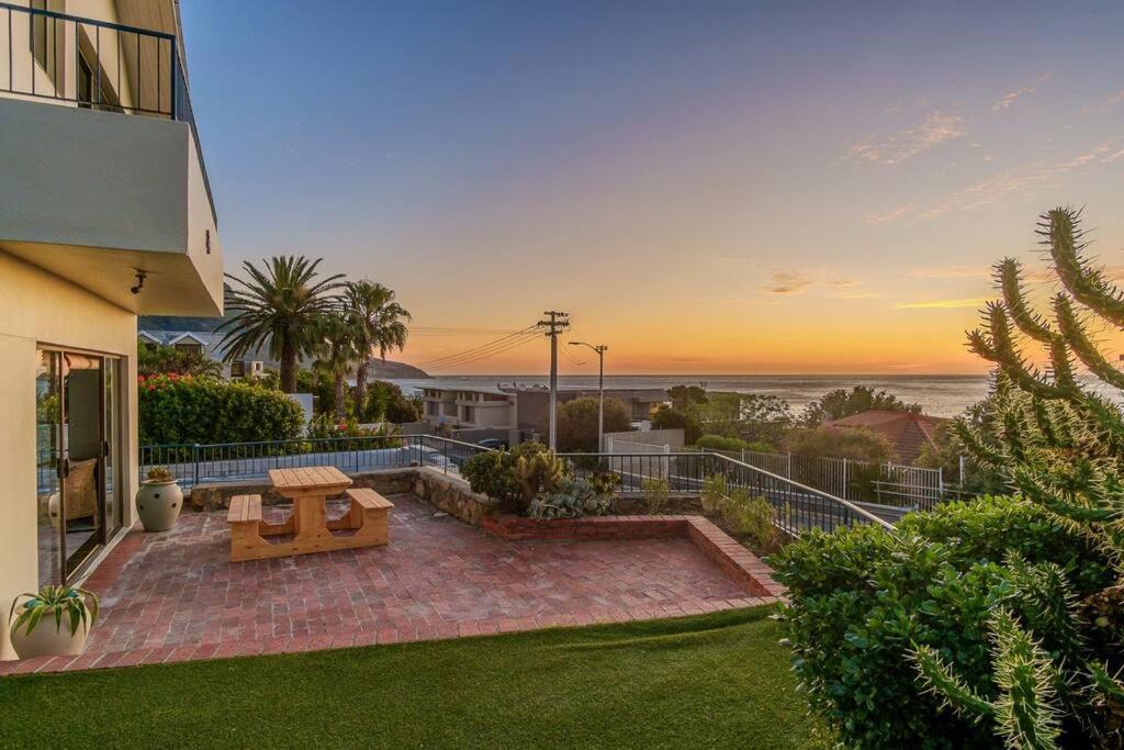 Holiday home Ocean & Mountain Views Camps Bay, Bakoven