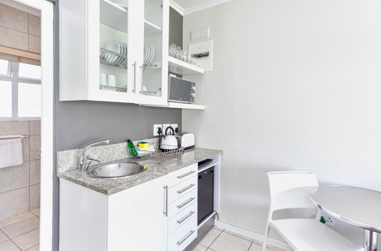 Apartment Mouille Point *