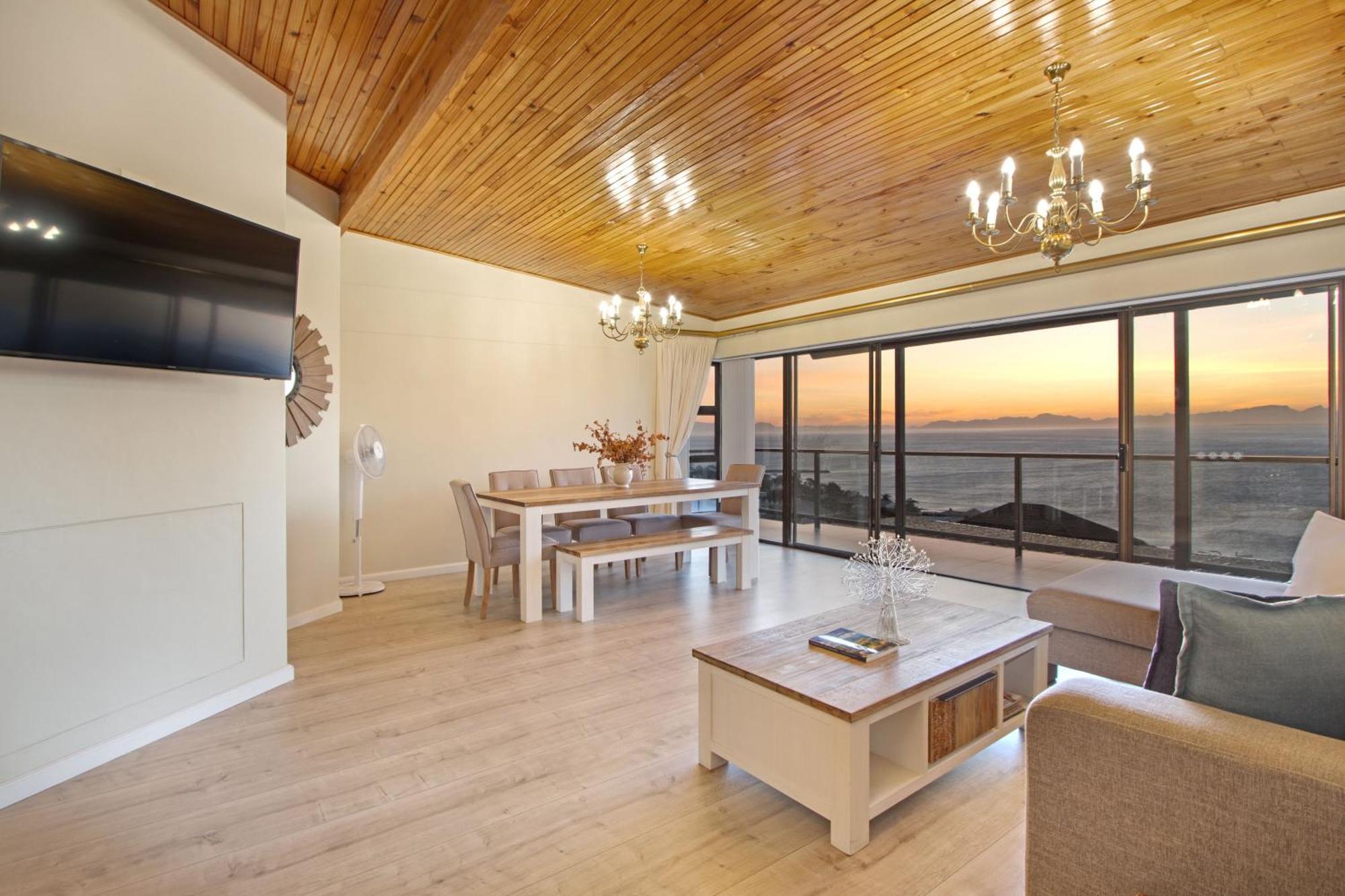 Zaria Sun Penthouse By Host Agents Apartment Cape Town